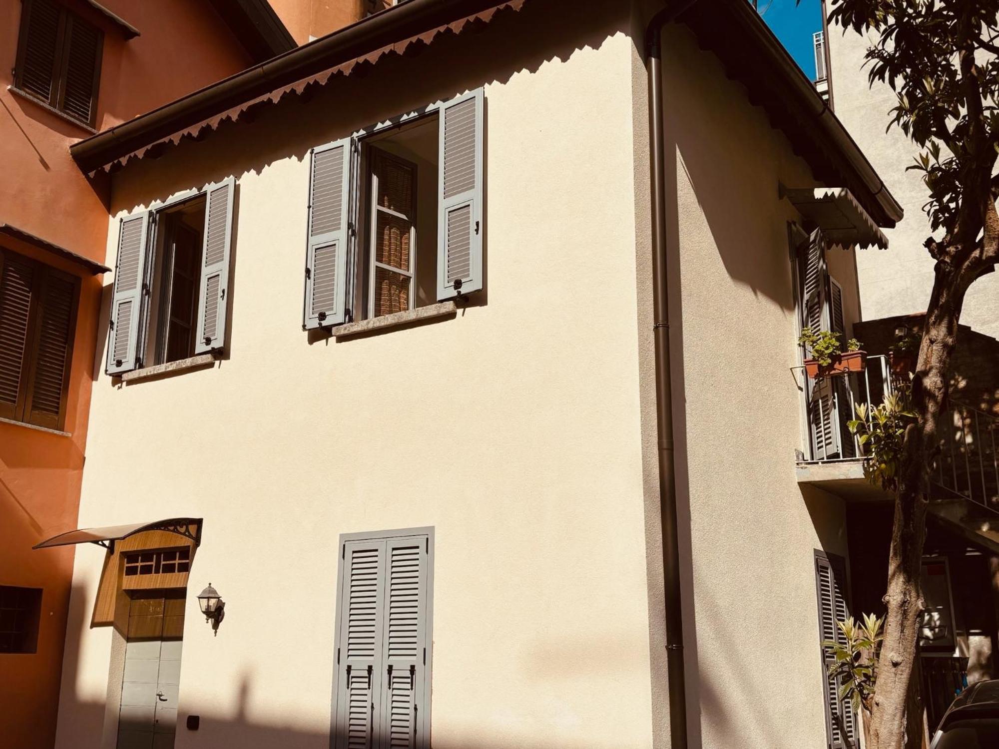 Friendly Africa Room Como Center Екстериор снимка